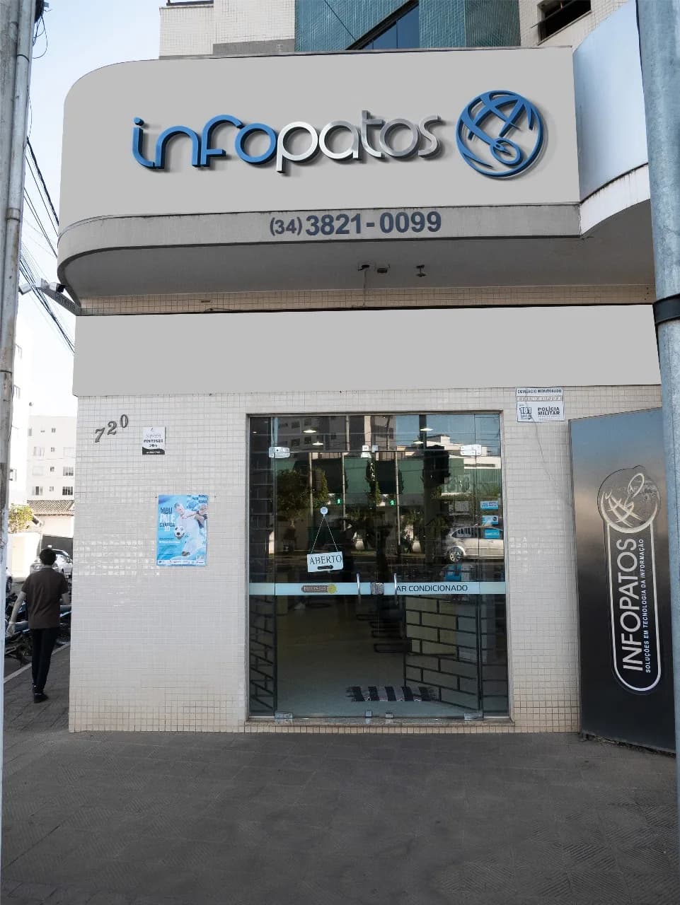 Fachada da Infopatos Informática em Patos de Minas